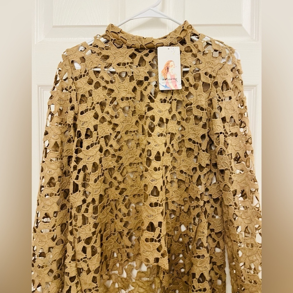 PRETTYGARDEN Long Sleeve Round Neck High Low
Asymmetrical Tops - Picture 6 of 10